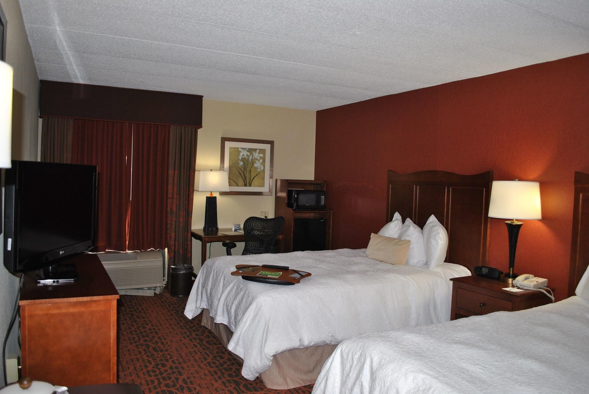 Hampton 4* College Park